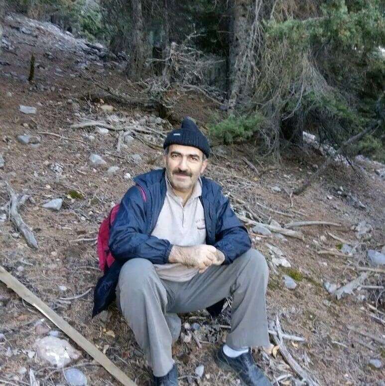 Çarpışan otomobiller bu hale geldi! 1 ölü, 2 yaralı var 6